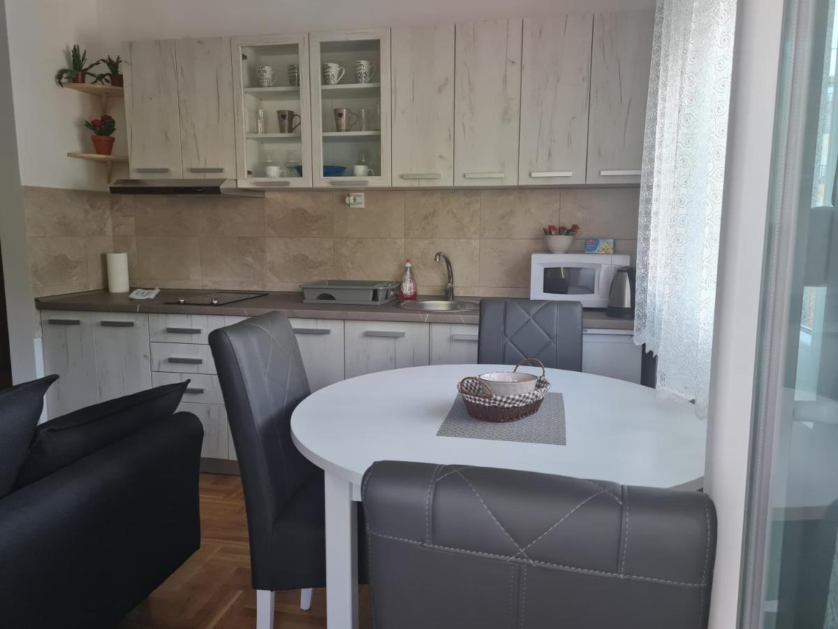 Apartman Tim Lux 2 Vrnjačka Banja Exterior foto